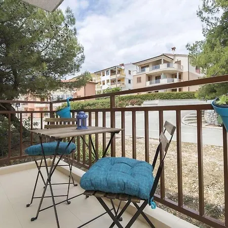 Paolo 2033 Apartamento Rabac